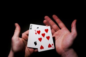 Why Tracking Cards Are Better for Wallets