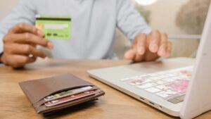 Tracking Wallets Using Modern Networks